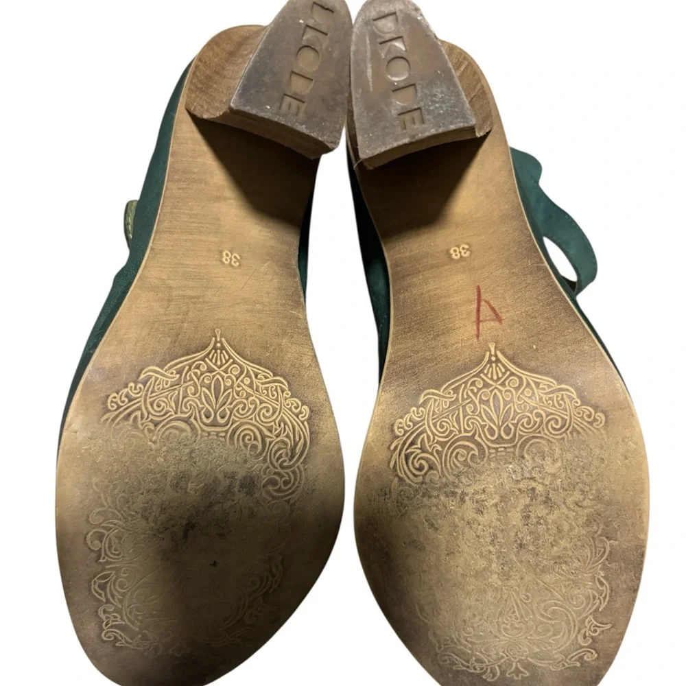 Dkode Stylish Green Leather Heels - Picture 5 of 5